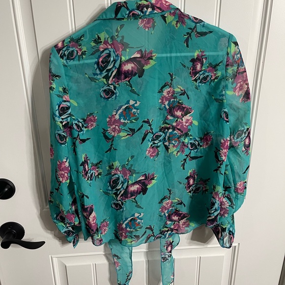 Blouse - Picture 3 of 3